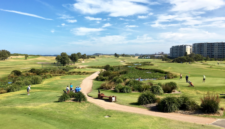 Wollongong GC - Holes 1 & 18